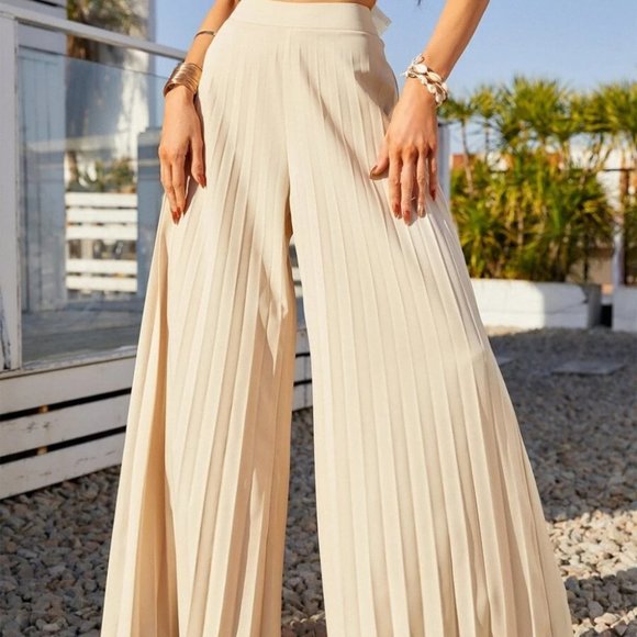 Beige cream Boho Pleated Palazzo Wide Pants - Picture 3 of 6